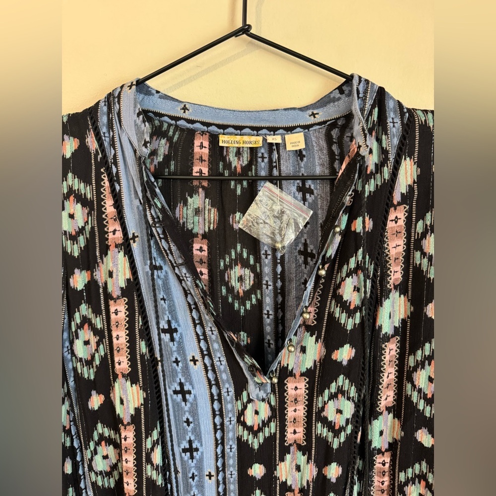 NWOT Holding Horses Winter Moon Aztec - Picture 5 of 9